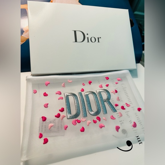 New Christian Dior Floral Design Pouch - Picture 2 of 8